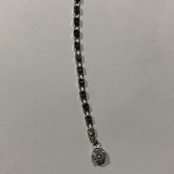 Vintage diamond/silver tone necklace. - Picture 4 of 4